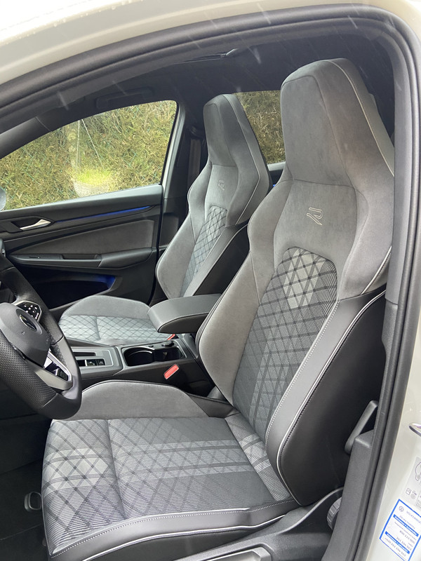 83554CC2-3FA1-46A5-800A-4B3F0039CD86