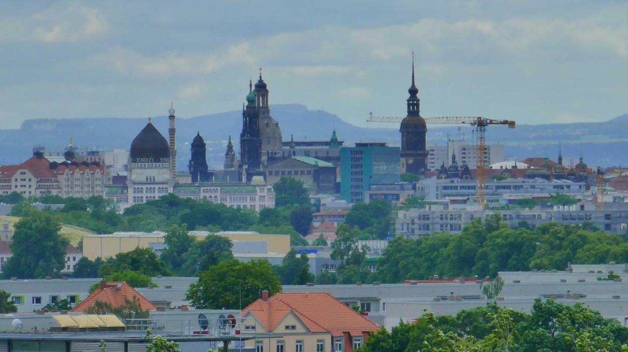 Bild: https://i.postimg.cc/Jn23Bnh6/P1360707.jpg