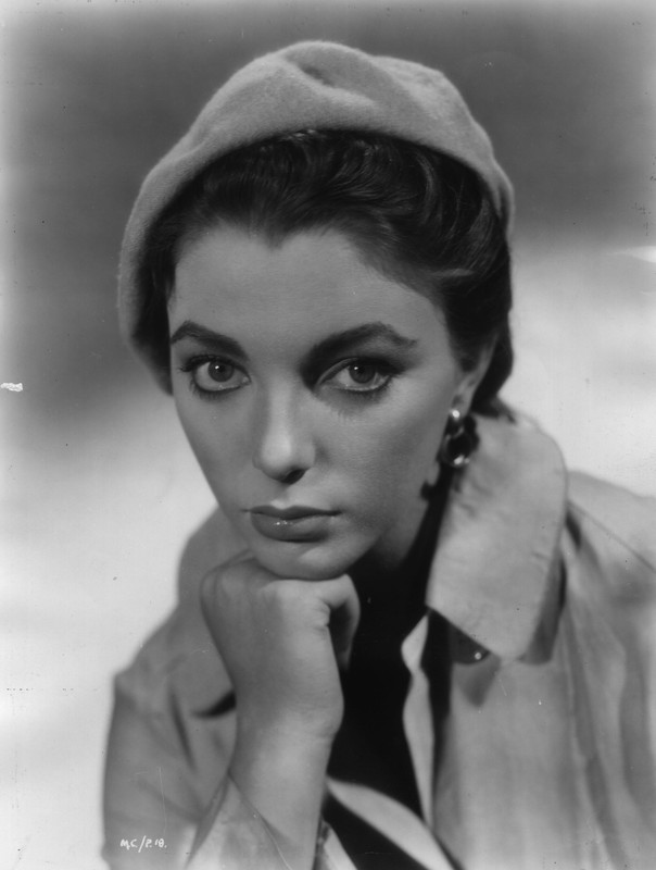 Joan_Collins_f97