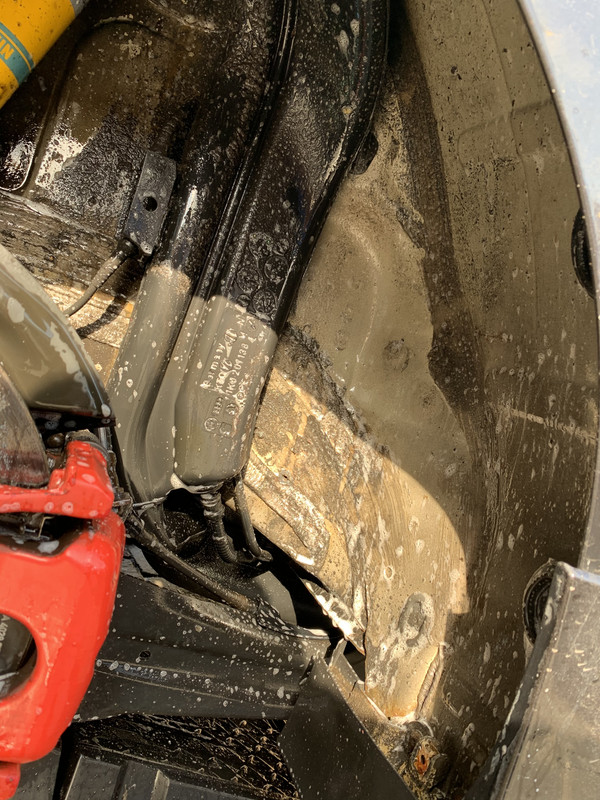 16F8EC12-779B-4C4A-825F-BFDD073FFFEF