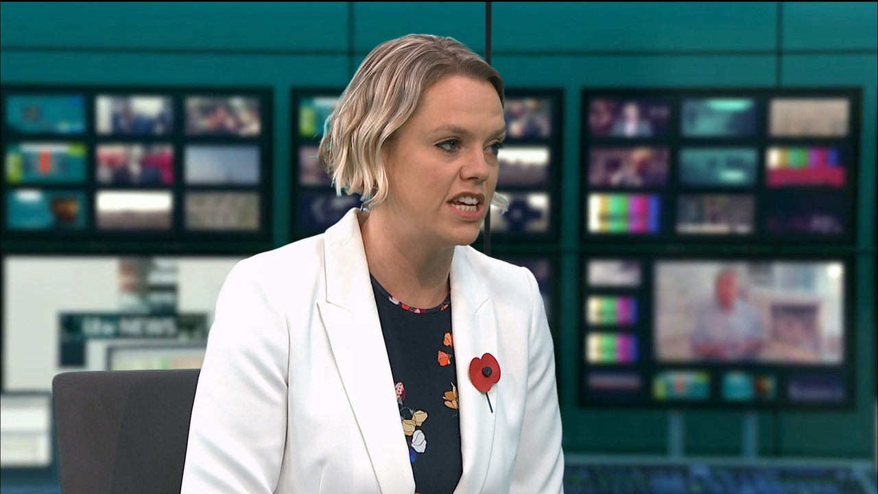 ITV Evening News_20201024_18451855.ts_snapshot_03.59.892