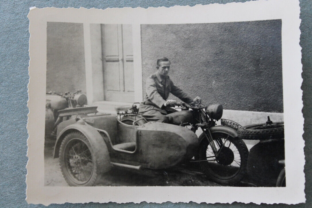 Foto Photo KY WK2 Wehrmacht Militär Motorrad Beiwagen Kennzeichen Krad tarn camo