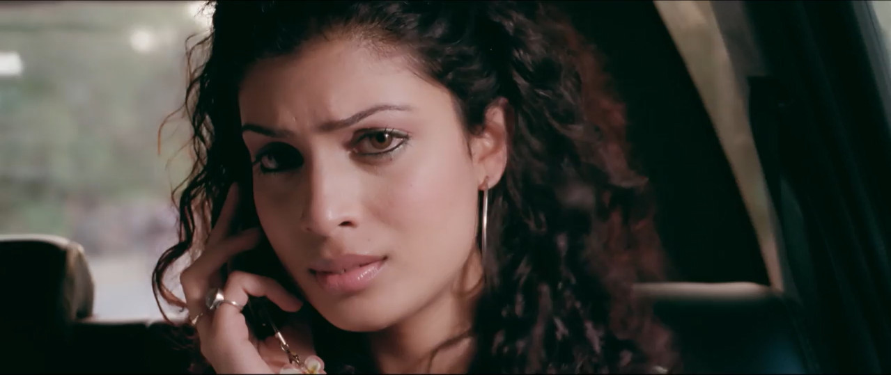 Sharafat Gayi Tel Lene 2015 WebRip [Hindi + Tamil] 480p 720p ESub Screenshot