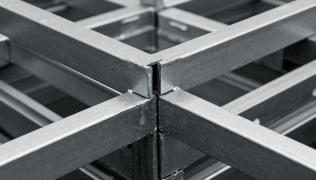 Уголок стальной