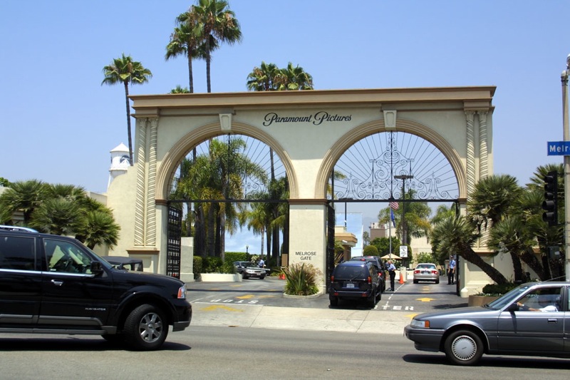 Paramount-Gates