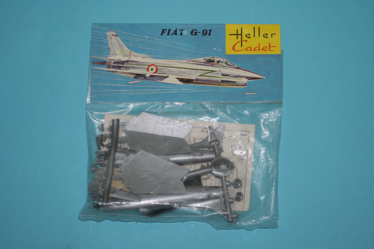 Heller Cadet Fiat G-91 bag