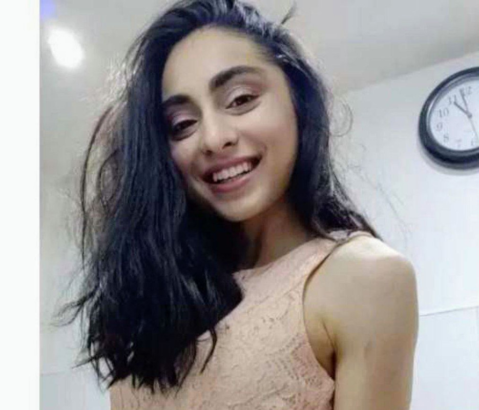 Nureen hot girl giving blowjob to boyfriend full nude video