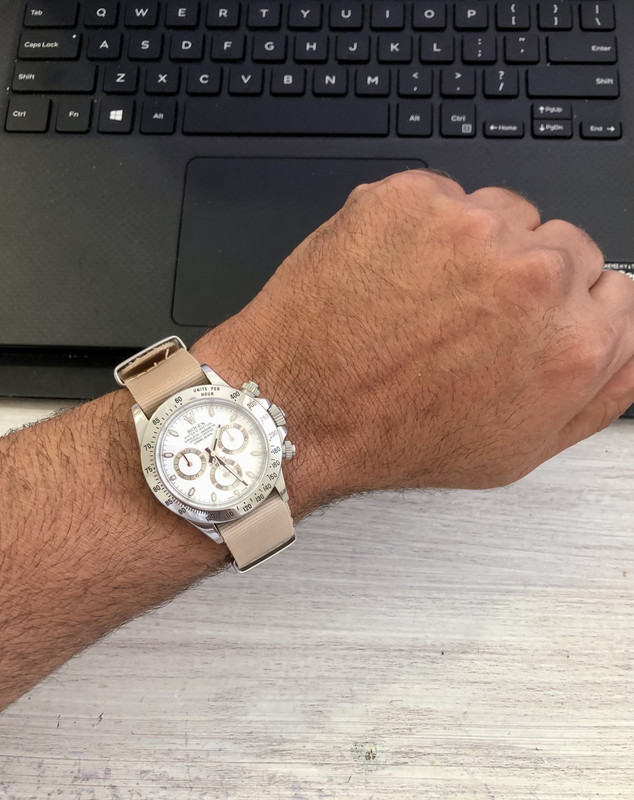 F83506C9-F31B-4E78-A272-668D67B20391