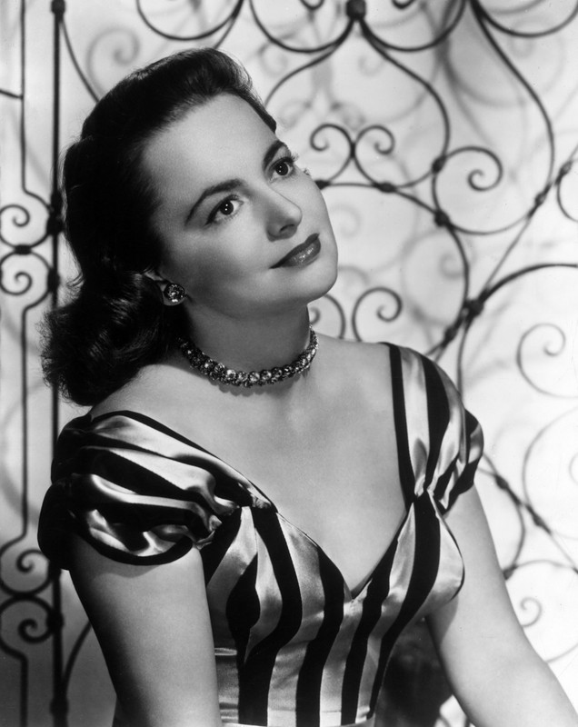 olivia_de_havilland_b92