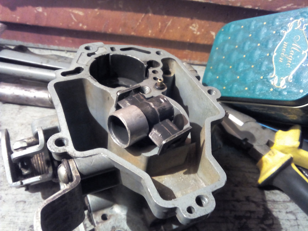 от лыжной палки