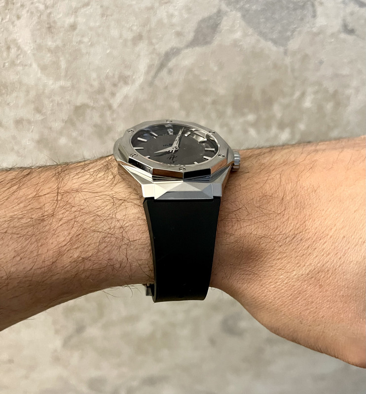 2576CE61-9DF9-4D59-90C5-5FF84CA97672