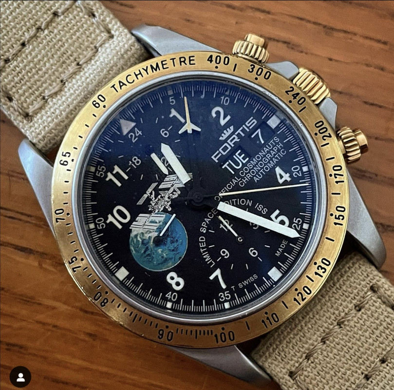 7285D79F-7881-4AF8-AF00-8A2CA2D0E0F3