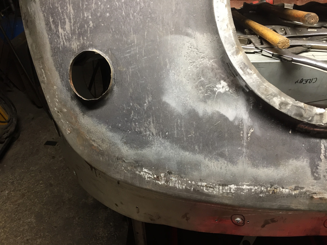 5C170630-2DD0-4B25-85A8-69F44D6D2624