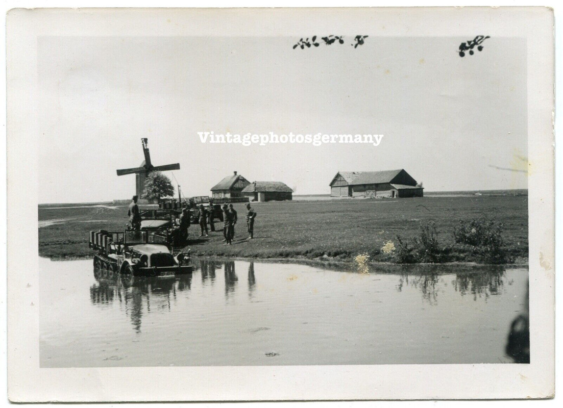 Foto Polen polnische Windmühle Windmill Mühle Mill WH Halbkette SdKfz