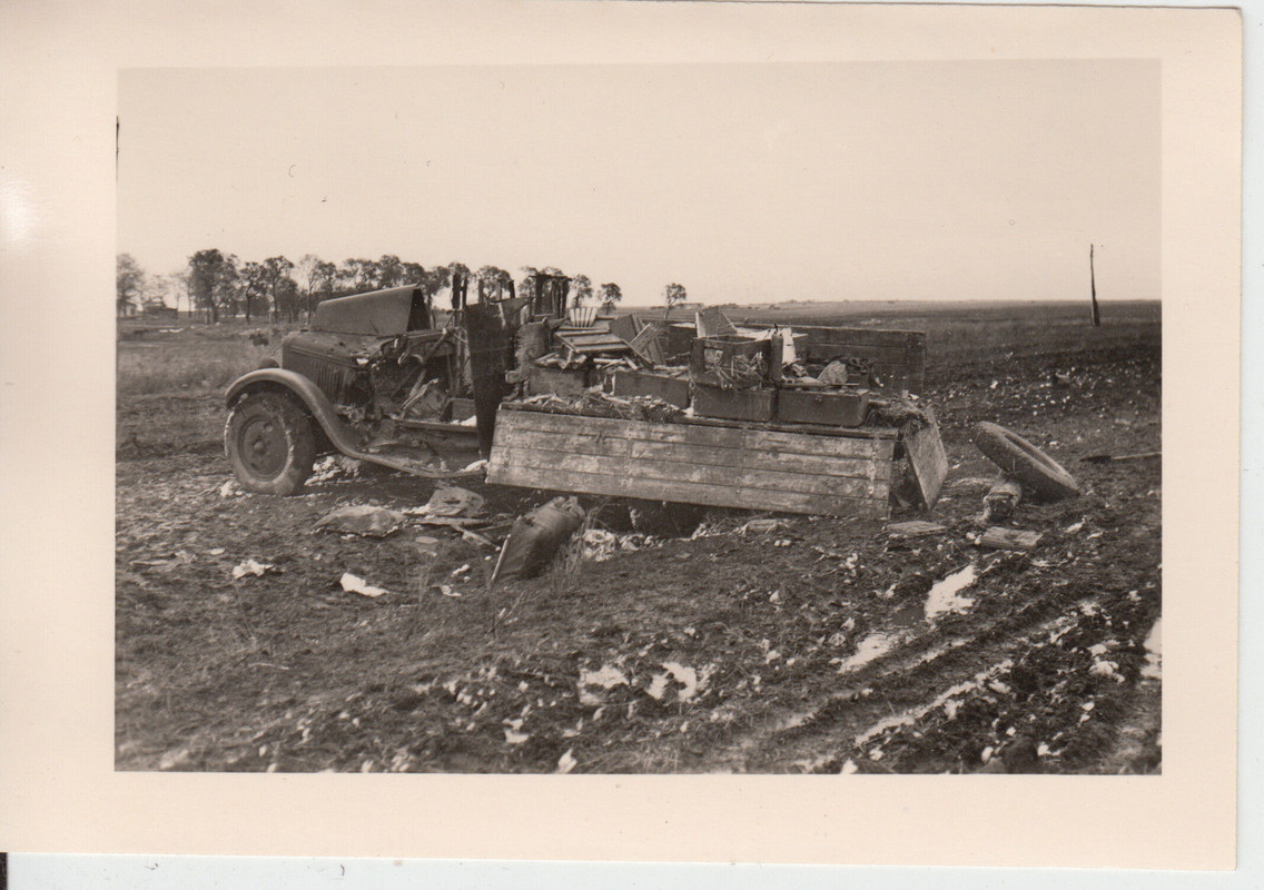 Wehrmacht 295.I.D. zerstörter russischer Munitio