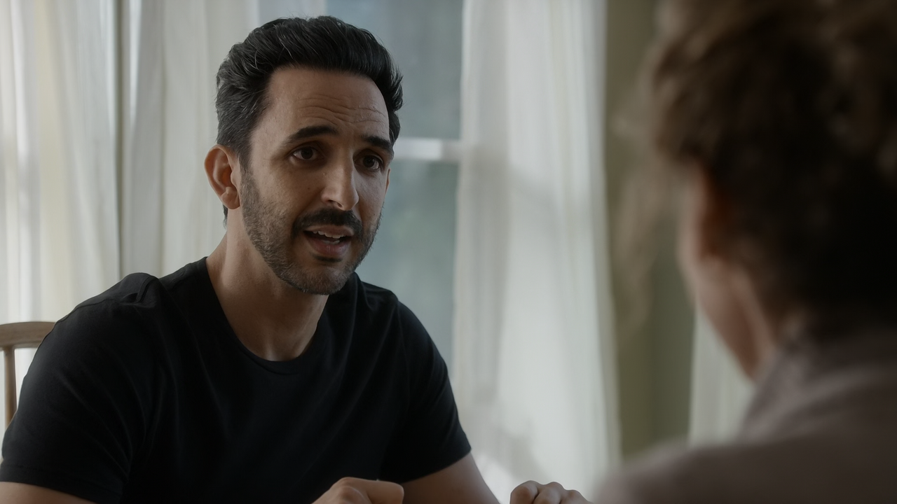 The.Blacklist.S09E03.The.SPK.1080p.10bit.AMZN.WEB-DL.DDP5.1.HEVC-Vyndros.mkv_snapshot_02.27_[2021.11