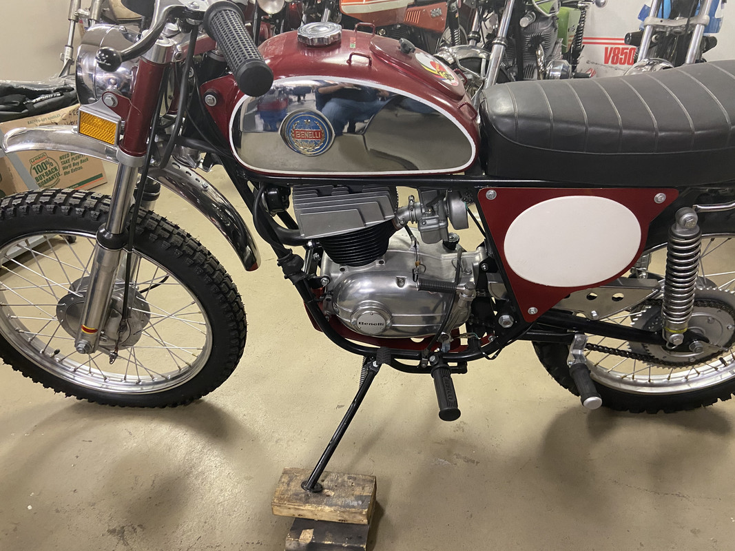 54CB3FF0-7EA9-405D-A9A2-3EFBA159B794