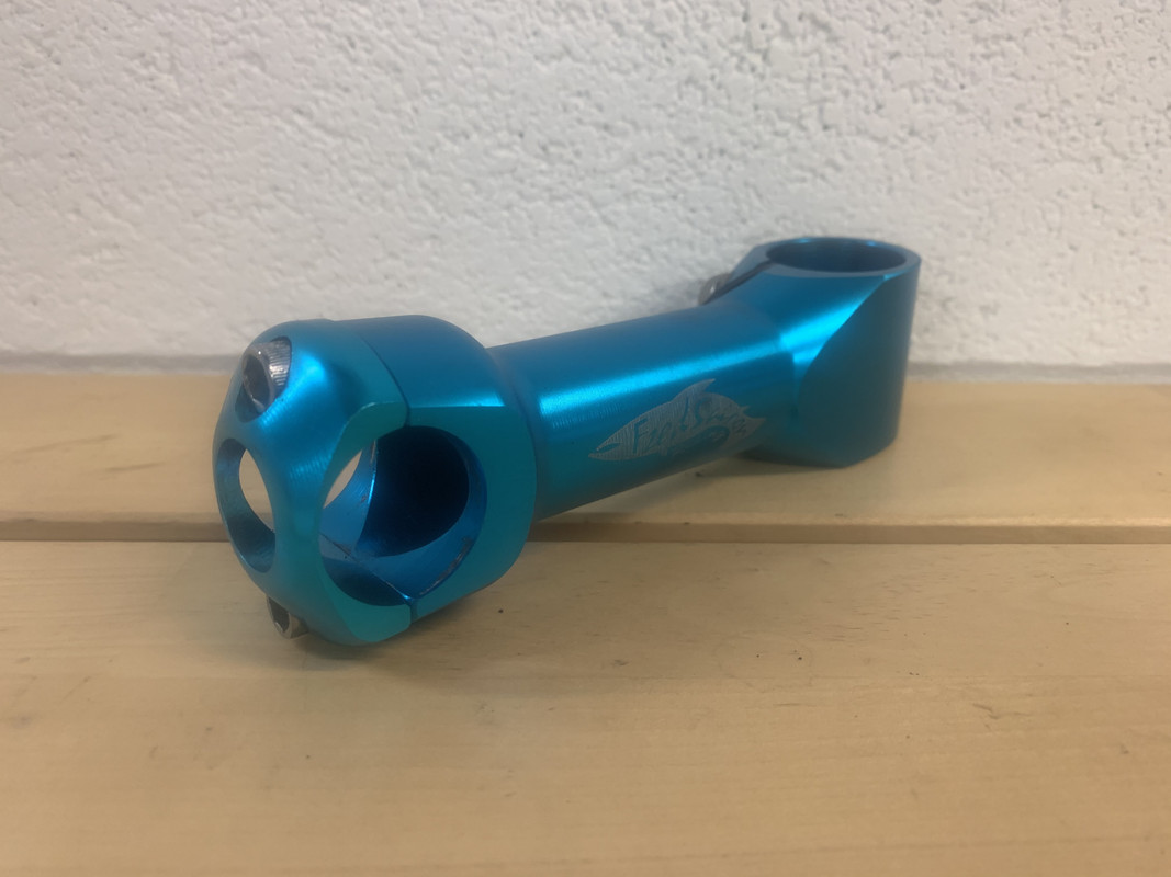 7DDBF6BF-8480-4208-BF57-9AD4F9CEE22F