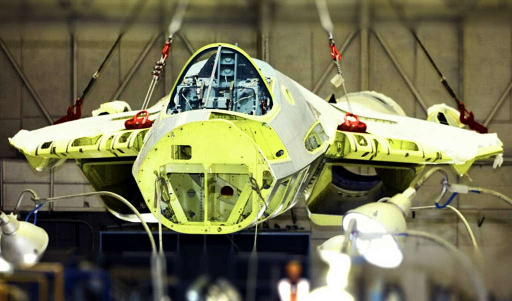 2025 Rusija pradės gaminti modernizuotą SU-57M šeštos kartos naikintuvą