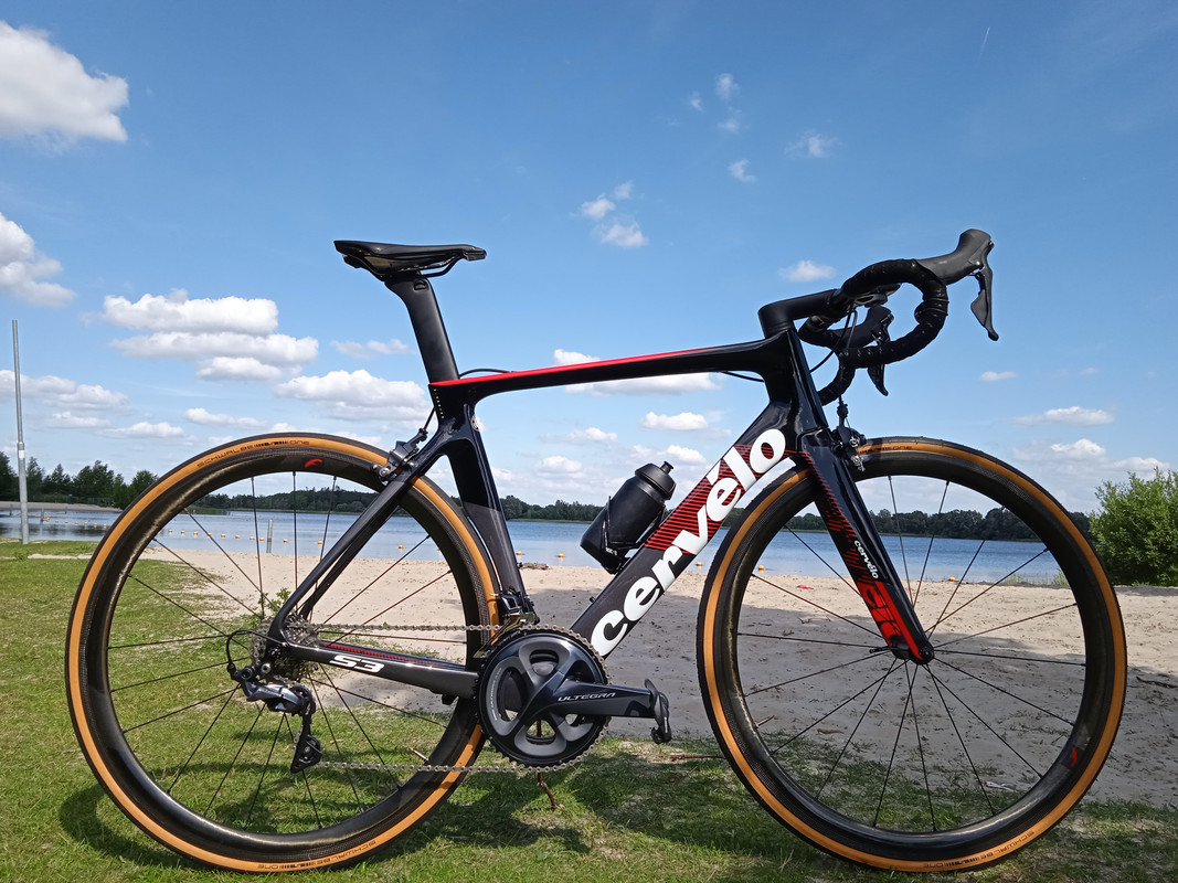 C42AF207-1EB0-4AAE-8EA8-438129359F1F