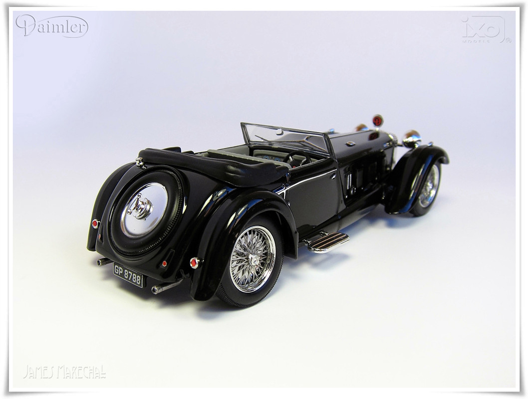 Daimler Double-Six (2) Ixo