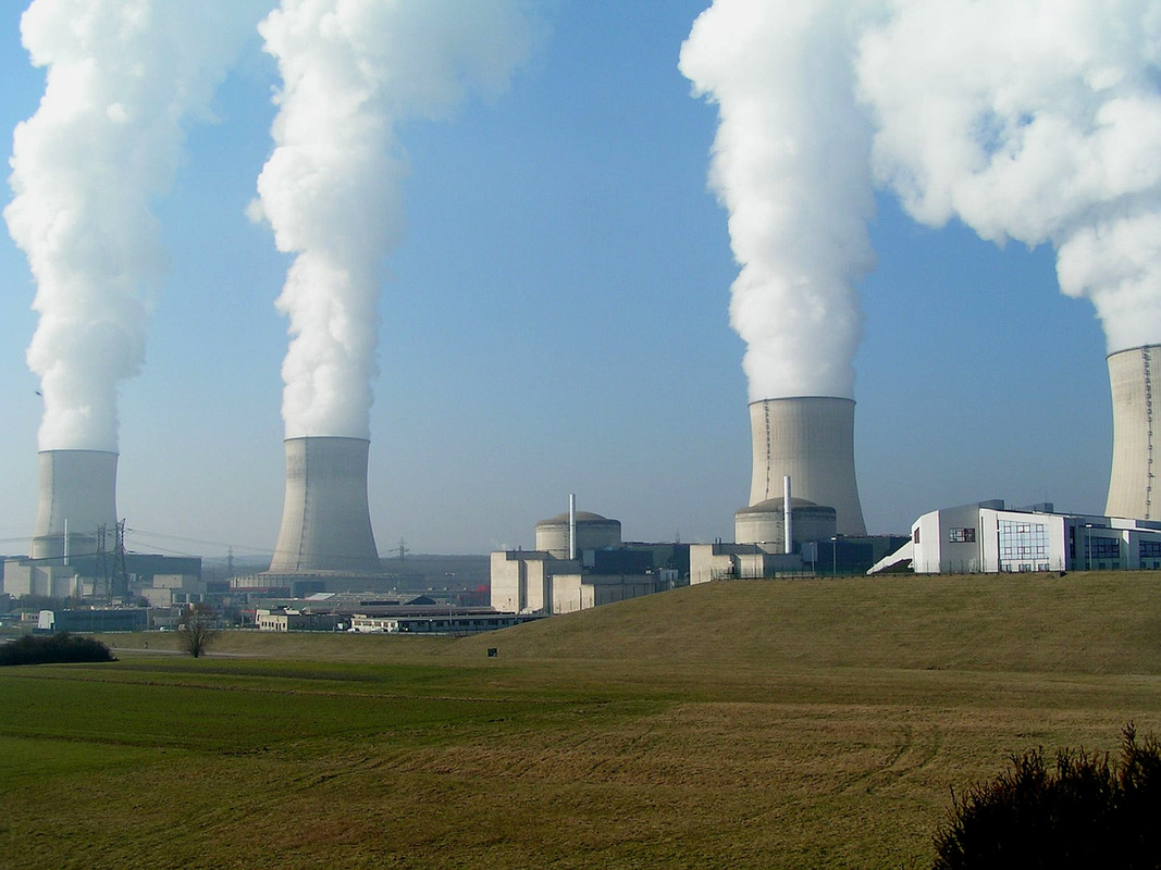 Nuclear-Power-Plant-Cattenom.jpg