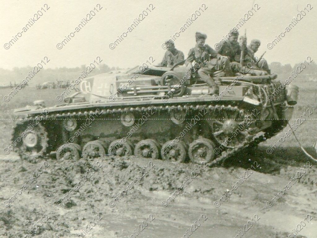 Foto, Sturmgeschütz, Stug, Panzer, zieht PKW mit