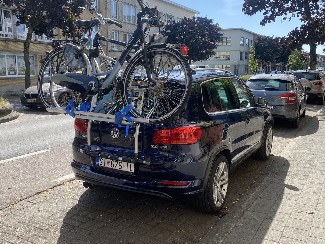 9037D049-523B-496B-B16C-5DEB70678A66