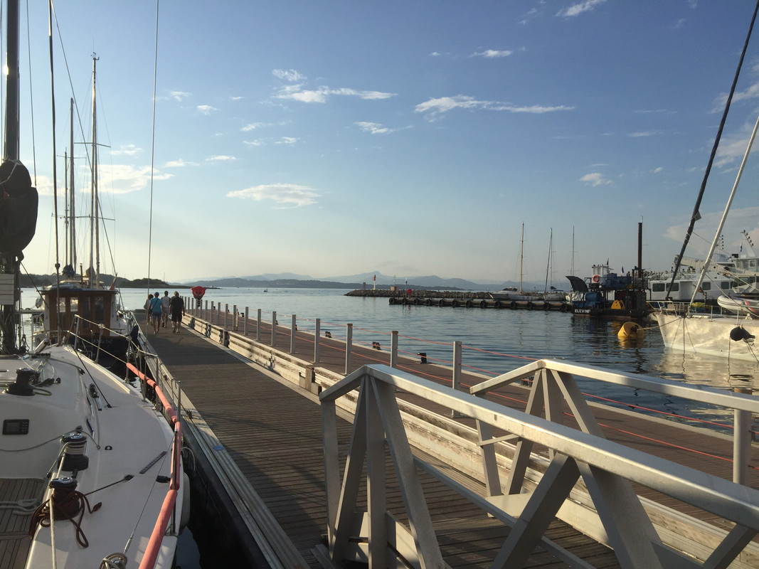 44EE880C-351A-4739-87C5-E28D340124FC