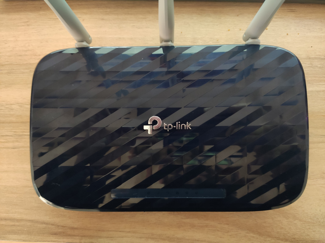 tp-link_archer_c20(EU)_v5-top