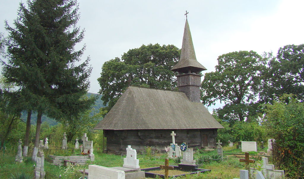 Biserica_de_lemn_din_Bretea_Mureșană_(1)