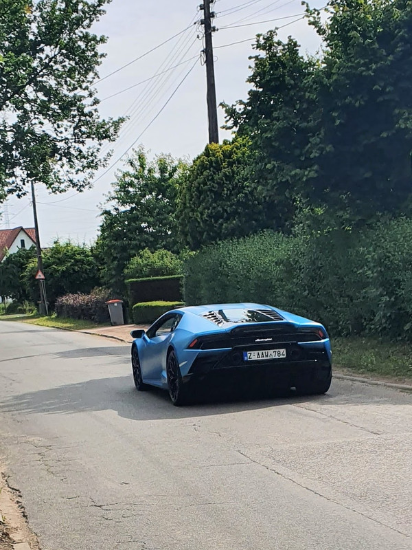 lamborghini.jpg