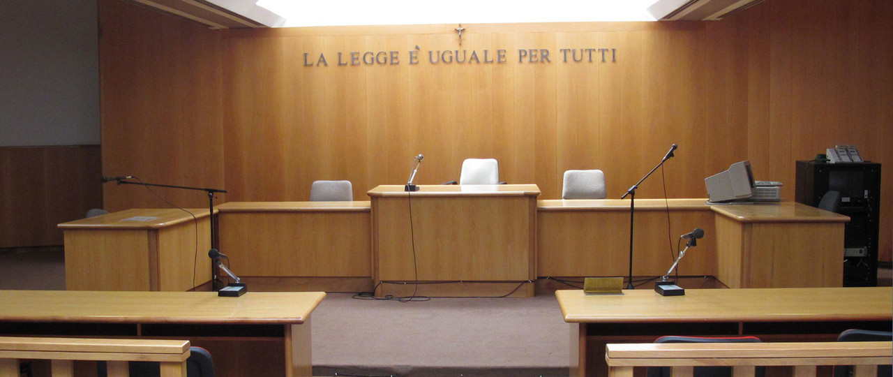 Il processo in absentia