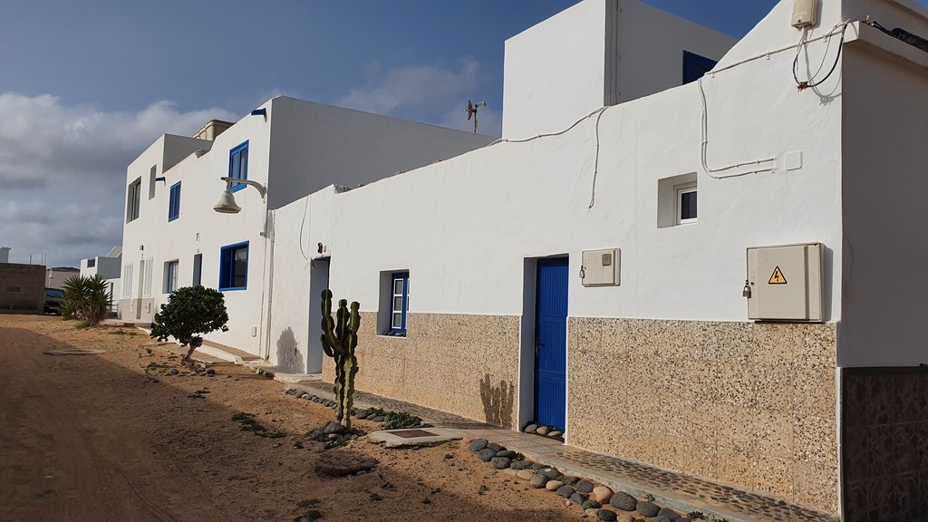 Lanzarote: pisar la Luna sin dejar La Tierra - Blogs de España - JAMEOS, CUEVA DE LOS VERDES Y LA GRACIOSA: la isla sin asfalto (15)