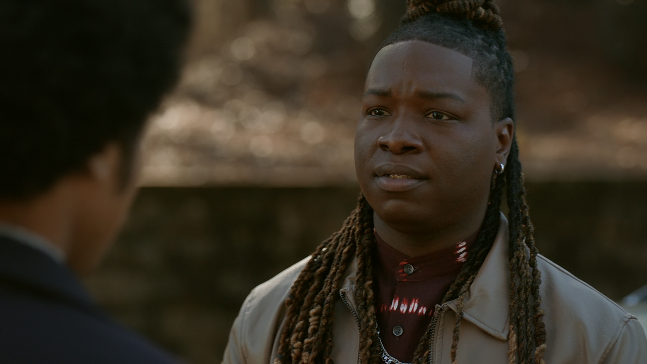 Legacies.S04E11.Follow.the.Sound.of.My.Voice.1080p.10bit.AMZN.WEB-DL.DDP5.1.HEVC-Vyndros.mkv_snapsho