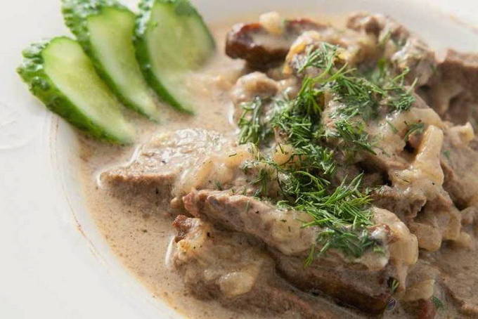 Свинина в сметане (250 г)