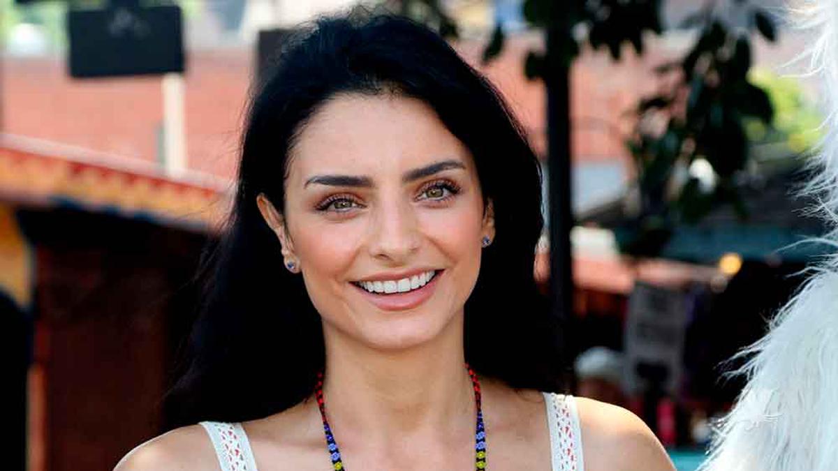 ¿Por qué acusan a Aislinn Derbez de ser ‘whitexican’?