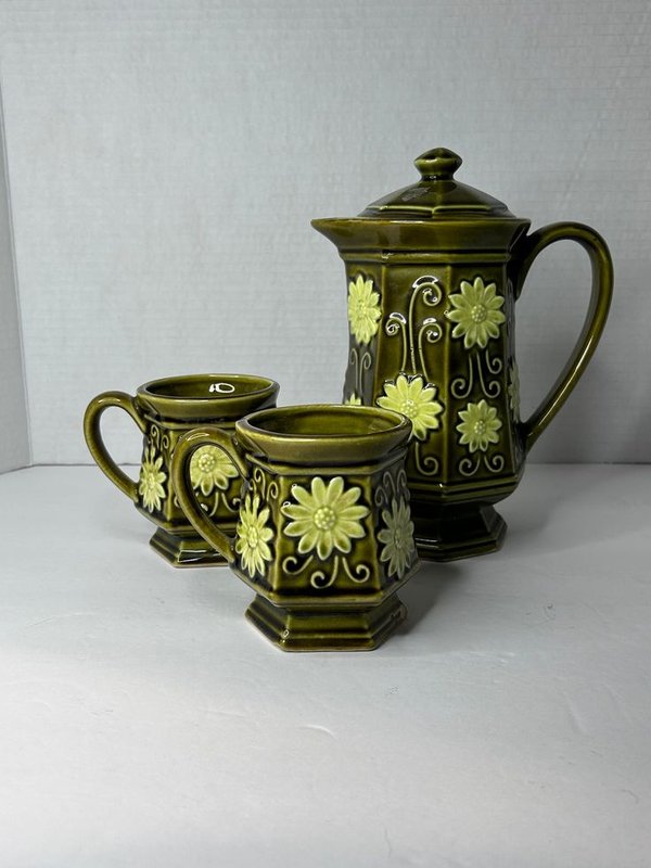 teapot-green-japan.jpg