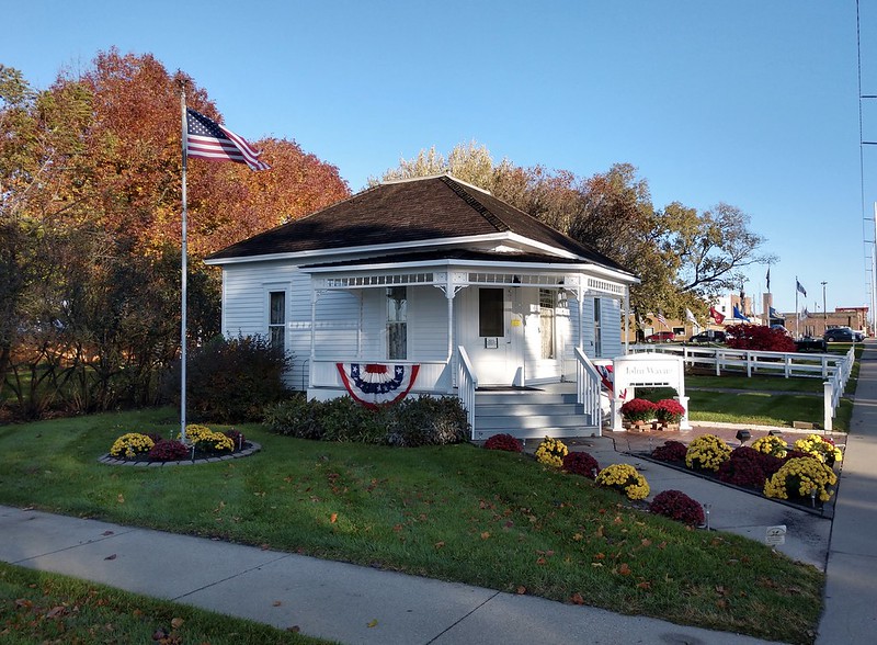 48952393856_66acc16e3e_c (1)