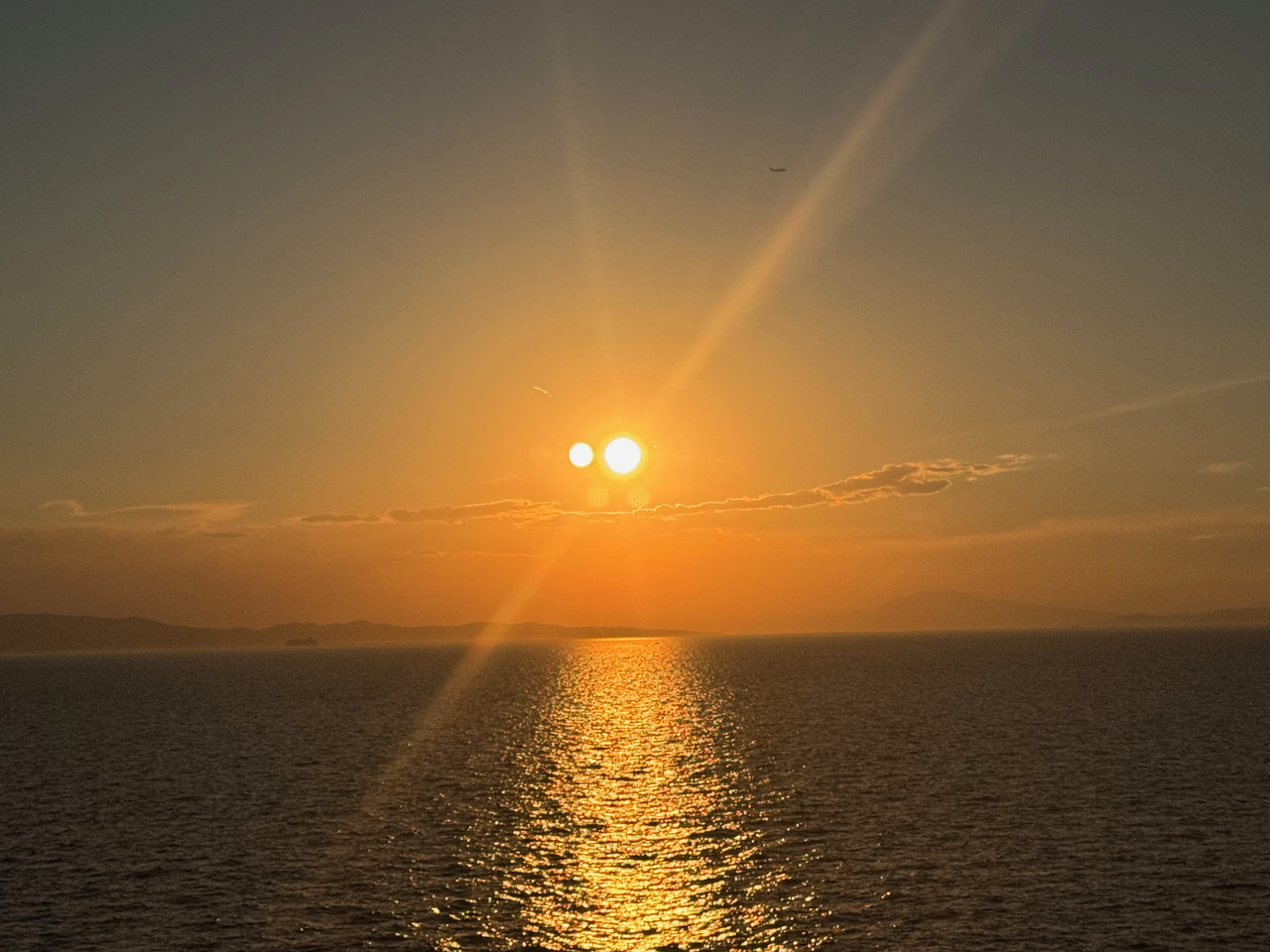 https://i.postimg.cc/JnTVBK7L/IMG-4283-edit-20976252902527.jpg