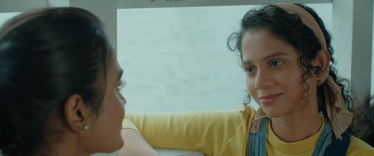 Yellow 2025 WebRip [Tamil] 480p 720p ESub Screenshot