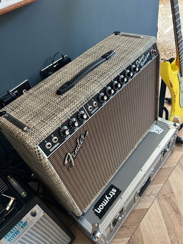 FS Fender Deluxe Reverb 65 FSR 1050 Amps Discussions On TheFretBoard