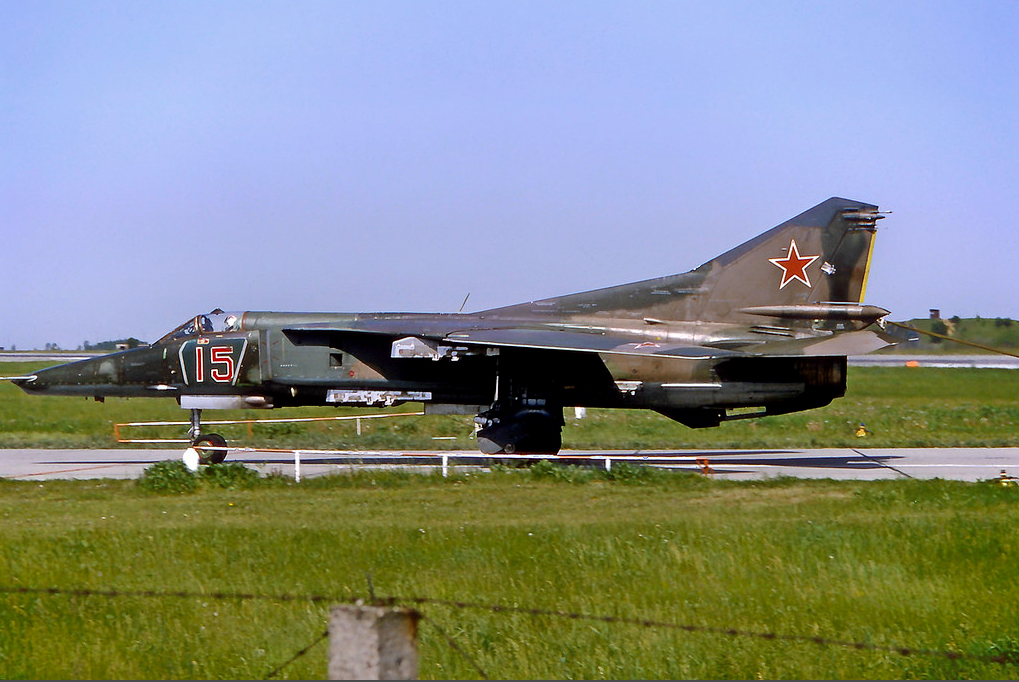 296 APIB Mig-27M 15 Red_83712545492 (5)