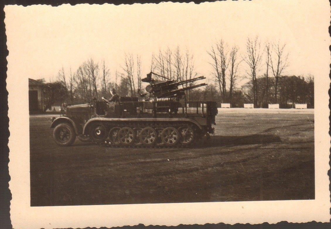 Vierling auf Halbkettenfahrzeug, Döberitz 1941