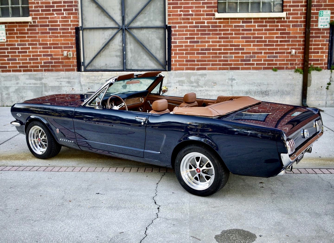 E978A7C4-EC28-4B09-BA89-F58CC97B739A