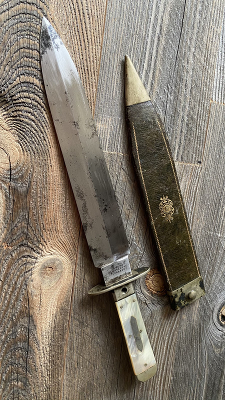 EA14E5A7-086B-403A-9CE7-339F6BCCEE47