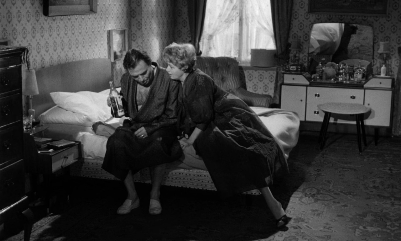 LOLITA mkv snapshot 00 52 27 067