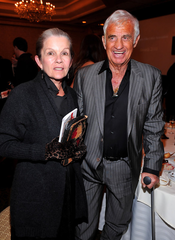 genevieve_bujold_b42