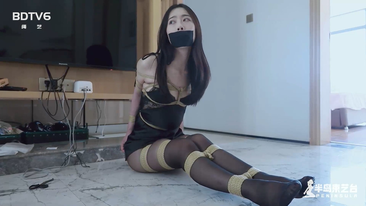 半岛束艺 豪宅心慌慌 桃子.mp4_20230731_130919.204