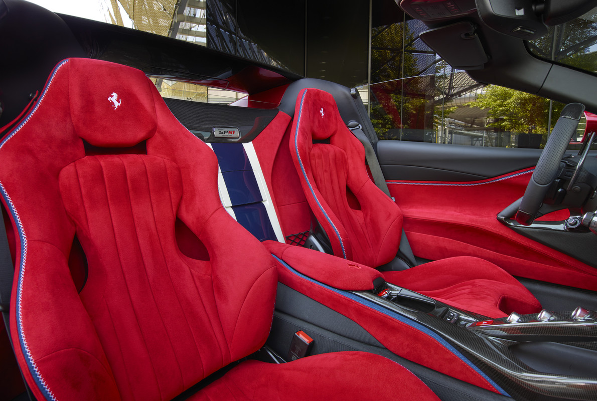 Ferrari_SP51_9